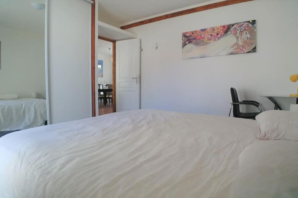 Comme A La Maison Cenon Exterior foto